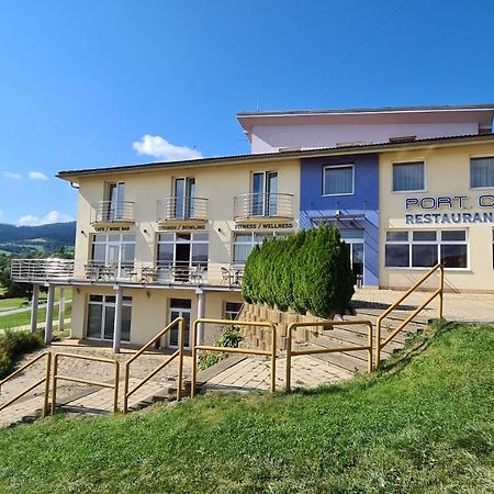 Port Club Pension & Restaurant Námestovo Exteriér fotografie